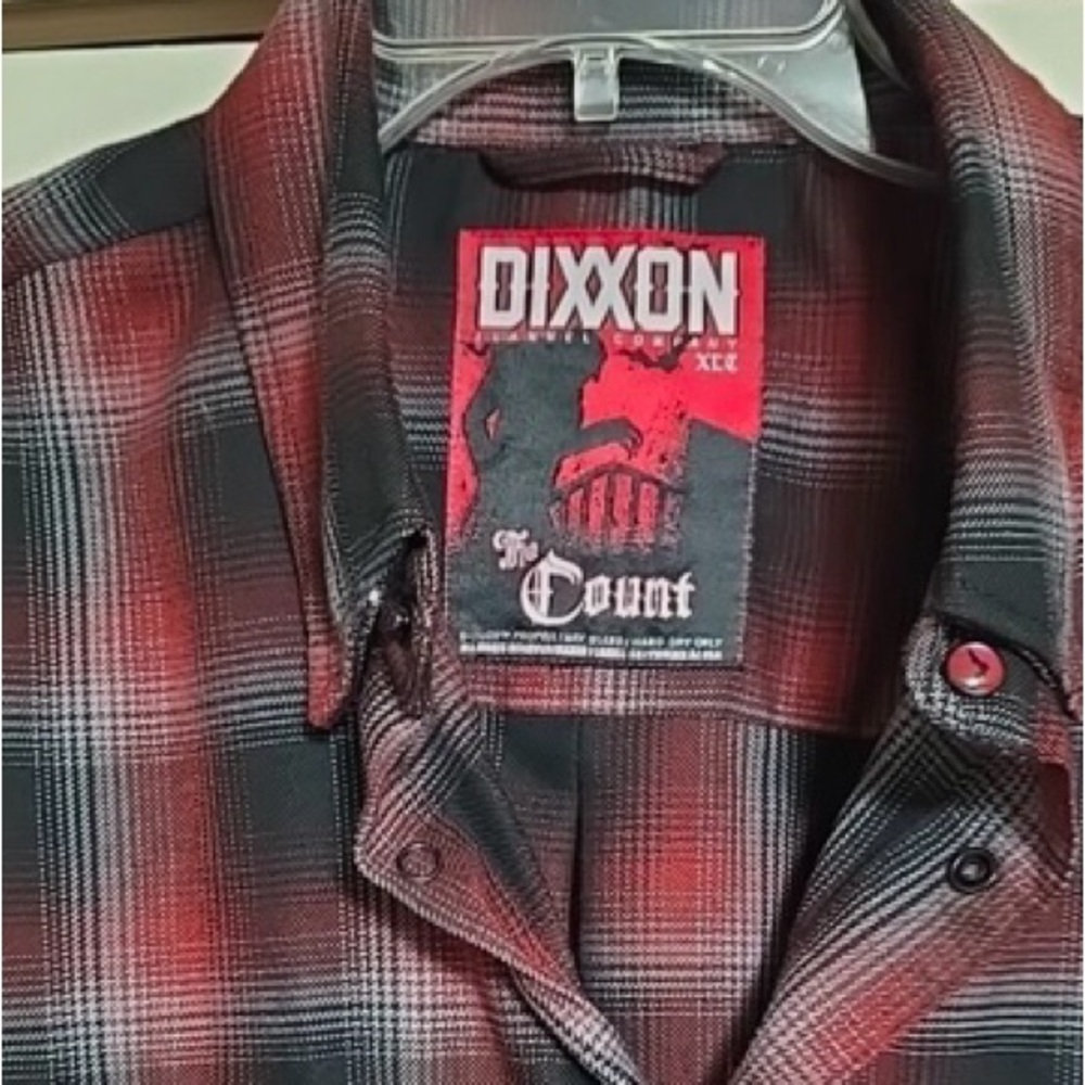 DIXXON Red and black Casual Button Down flannel Dracula women’s large